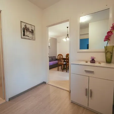 With Parking Space - 15420 דירה *